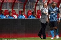 Команда Джермейна Ленса може залишитися без тренера