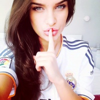 ПСЖ - «Реал»: битва гарячих красунь-фанаток 