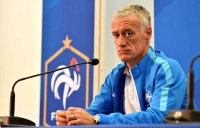 Тренери збірних Німеччини та Франції знали про теракти під час матчу у Парижі