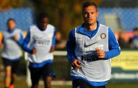 Відомий футболіст оголосив про завершення кар'єри