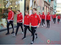 Гравці збірної Уельсу прогулялися столицею України