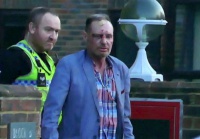 Гаскойна знайшли з розбитим обличчям і пляшкою в руці