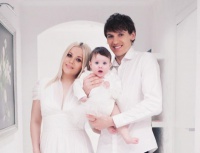 Сніжана Гармаш: «Денис дуже хотів, щоб весілля відбулося 19 квітня, і просив мене народити також в цю дату»