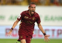 Марко Девич: «Мені залишалося тільки підставити голову»