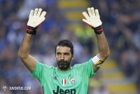 Фанати «Ювентуса» підтримали Буффона