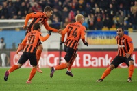 «Шахтар» у бойовому матчі перемагає «Гент» і виходить у плей-офф