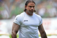 Тім Візе. Як піти з футболу в рестлінг