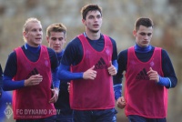 Як молодіжка в квадрат грала