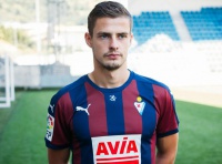 Александар Пантич розірвав угоду з «Алавесом» і повертається у «Вільярреал»