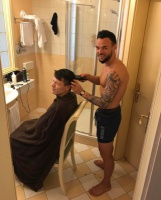 Динамівці: життя за межами поля