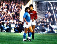 Футболісти із закріпленими номерами