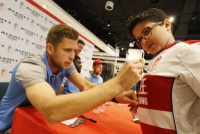 Кравець взяв участь в автограф-сесії «Гранади»