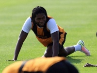 Мбокані цікавляться три клуби