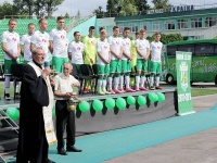 «Карпати» оригінально презентували новачків