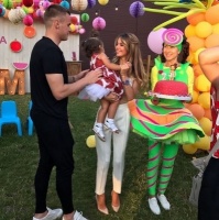 Динамівці: життя за межами поля