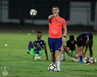 Сергій Ребров: «У перерві футболісти 10 хвилин лежали на підлозі, а після поєдинку ми їх ще довше не могли підняти»