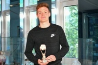 Циганков отримав приз за звання найкращого футболіста України в березні за версією «Футбол 24»