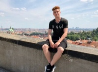 Динамівці: життя за межами поля