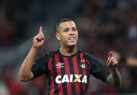 «Динамо» бере бразильця на лівий фланг захисту: чим він крутіший за Піварича