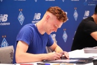 Гравці «Динамо» спільно з New Balance проведуть автограф-сесію