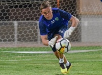 Коваль пропустив два м'ячі в першому матчі за «Аль-Фатех»