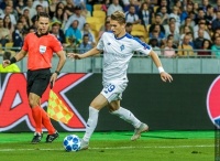 «Болонья» хоче орендувати Супрягу з правом викупу – італійці та агент намагаються вмовити Суркіса 