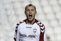 Зозуля заробив вилучення в першому таймі матчу з «Ельче»