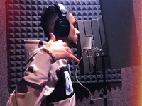 Динамовец Аусси записал песню в студии