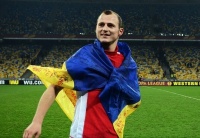 ТОП 10 футболистов, которых возненавидели собственные болельщики