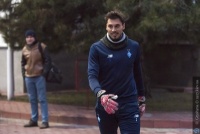 Карантинні прогулянки: динамівці з агентом пішли у ліс