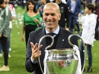 Офіційно: Зідан знову очолив «Реал»