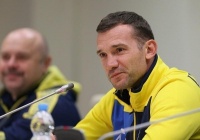 Двойной удар по чемоданам. Мудрый шаг Андрея Шевченко