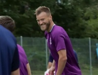 «Важко працює, але завжди посміхається». «Вест Хем» продовжує слідкувати за поверненням Ярмоленка