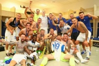 Гравці «Динамо» нестримно раділи перемозі у роздягальні та заспівали запальну пісню про Гармаша