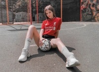 Українка визнана найкрасивішою фанаткою «Ліверпуля»