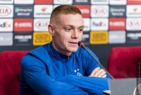 «Війна має бути тільки у фільмах»: Циганков розчулив фанатів дитячим фото