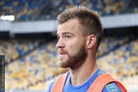 Ярмоленко: «Приходится быть капитаном, возраст берет свое, уже 30 лет стукнуло. Но у нас капитаны Пятов и Безус»