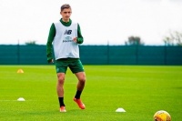 Дружина нападника збірної України поділилась гарячим фото 