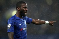 ​Захисник «Челсі» Рюдігер піддався расистським образам з боку фанатів «Тоттенхема»