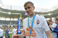 Александр Гладкий: «Леоненко пытаются травить, а он сидит в «Великом футболе» и улыбается»