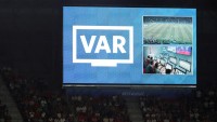 VAR по-українськи: гра за різними правилами