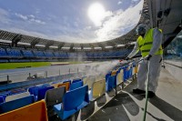 Коронавирус в Италии: в Бергамо не успевают кремировать тела, а «Юве» и «Лацио» плюют на карантин