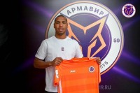 Эммерсон Иллой-Айет: «Украина деградирует - стабильных клубов там нет, интерес к футболу падает»