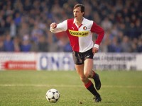 Уходя — не уходи. 5 игроков, вернувшихся в футбол после выхода на пенсию