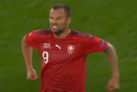 Пятов не виручив. Сеферович дальнім ударом зрівняв рахунок