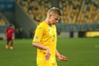 «Замінив би Зінченка на Шапаренка», - експерти спрогнозували заміну в старті збірної України