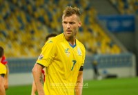 Як Ярмоленко відпочиває з дружиною-красунею після Євро-2020 