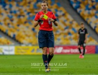 Луческу недоволен работой Монзуль: «Судья прерывала матч свистками»