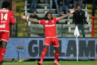 Мбокани организовал победный гол «Антверпена» в противостоянии с «Тоттенхэмом»