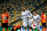 «Боруссия» максимально быстро вскрыла оборону «Шахтера». Что за старт?